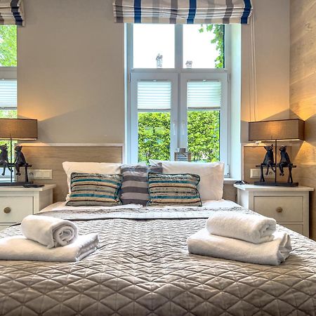 Willa Blekit Hotel By Dorota Szelagowska เมียลโน ภายนอก รูปภาพ