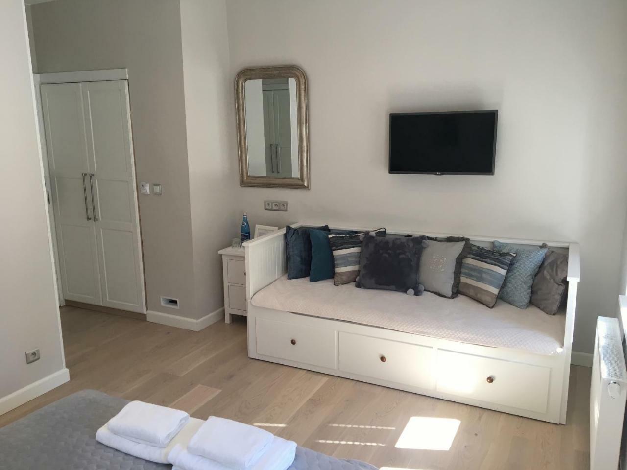 Willa Blekit Hotel By Dorota Szelagowska เมียลโน ภายนอก รูปภาพ